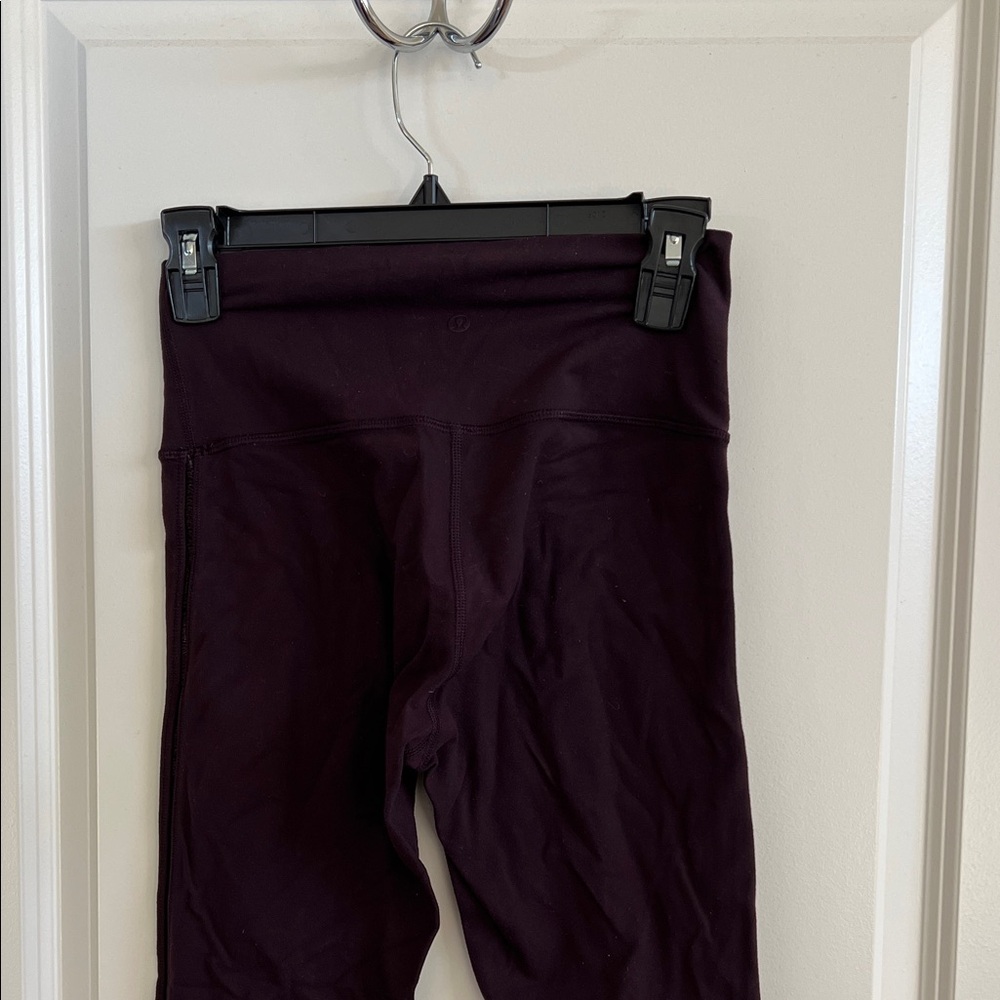 Lululemon Purple cropped Leggings